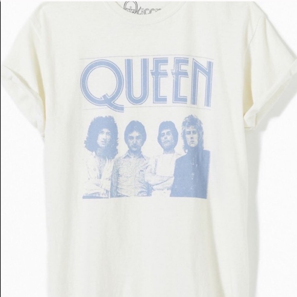 Urban Outfitters Tops - Queen band tee